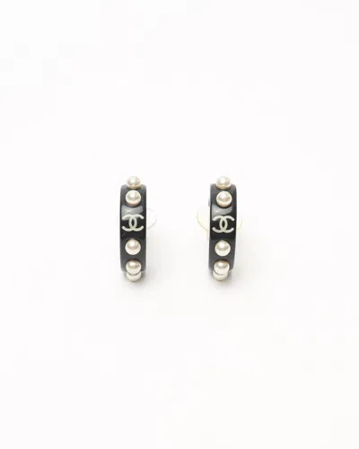 Pre-owned Chanel Coco Mark Resin And Pearl Earrings In Black