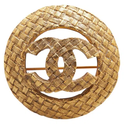 Pre-owned Chanel Coco Mark Round Brooch In Gold