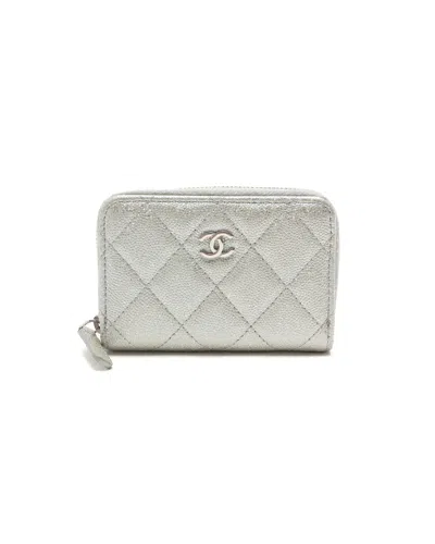 Pre-owned Chanel Coco Mark Zip Around Card Holder