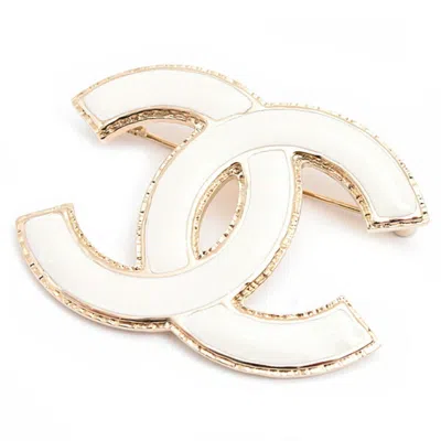 Pre-owned Chanel Coco Plating Brooch () In Gold
