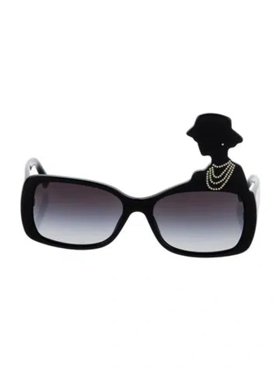 Pre-owned Chanel Coco Silhouette Interlocking Cc Logo Sunglasses In Black