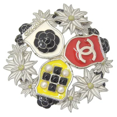 Pre-owned Chanel Color Yellow Brooch () In Multi