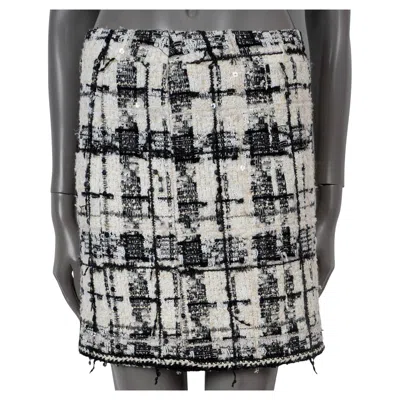 Pre-owned Chanel Cream & Black Wool 2006 06a Sequin Plaid Tweed Mini Skirt 40 M In White