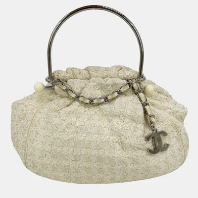 Pre-owned Chanel Cream Tweed Boucle Knitting Bag