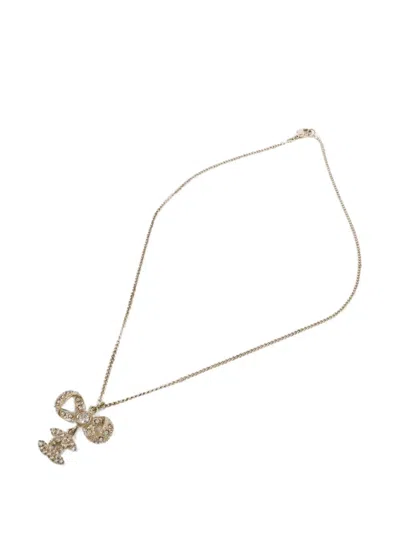 Pre-owned Chanel Crystal Cc Bow Necklace In Gold