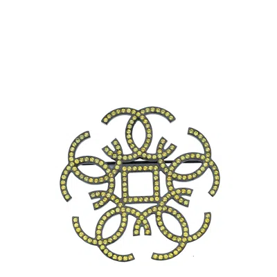 Pre-owned Chanel Crystal Cc Brooch In Yellow