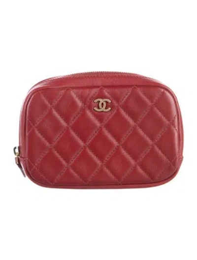Pre-owned Chanel Curvy Cosmetic Pouch In Red