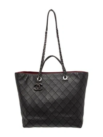 Pre-owned Chanel Daily Shopping Tote In Black