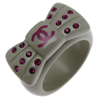Pre-owned Chanel Dark Gray Rhinestone Band Ring ()
