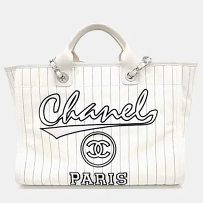 Pre-owned Chanel Deauville Tote Convertible Shoulder Bag In White