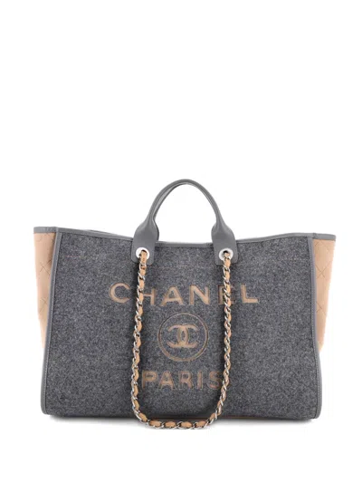 Pre-owned Chanel Deauville Wool Felt Large Tote Bag In Gray