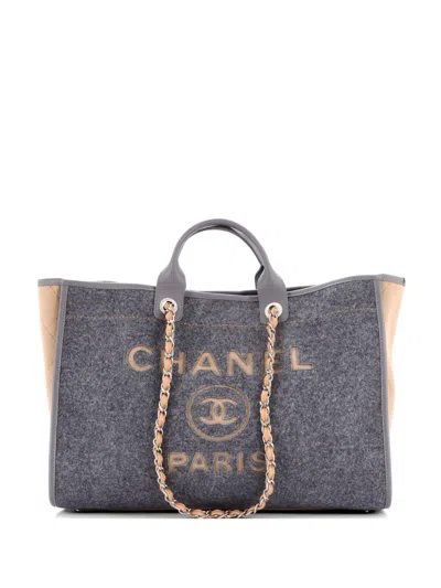 Pre-owned Chanel Deauville Wool Felt Large Tote Bag In Gray