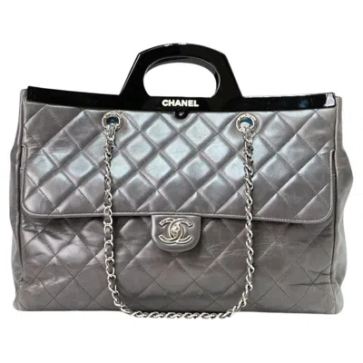 Pre-owned Chanel Delivery Grey Quilted Tote In Gray