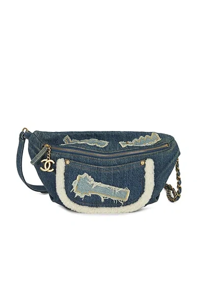 Pre-owned Chanel Denim & Shearling Egyptian Hieroglyph Belt Bag In Blue