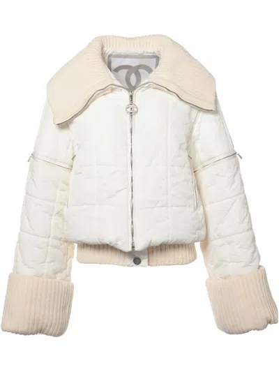 Pre-owned Chanel Detachable-sleeve Jacket In White