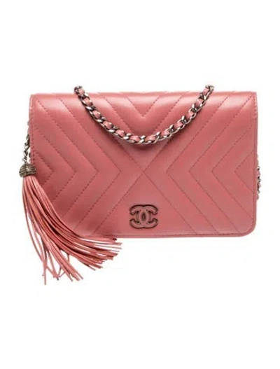 Pre-owned Chanel Diagonal Chevron Wallet On Chain In Pink