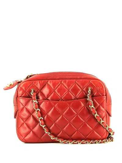 Pre-owned Chanel Diamond-quilted Logo Pull-tab Camera Bag In Red