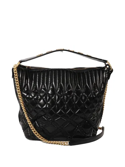 Pre-owned Chanel Diamond-quilting Shoulder Bag In Black
