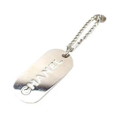 Pre-owned Chanel Dog Tag Silver Metal Wallet  ()