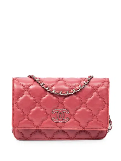 Pre-owned Chanel Double Stitch Hampton Shoulder Bag In Red
