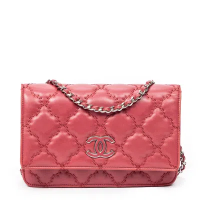 Pre-owned Chanel Double Stitch Hampton Wallet On Chain In Pink