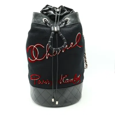 Pre-owned Chanel Drawstring Wool Shoulder Bag () In Black