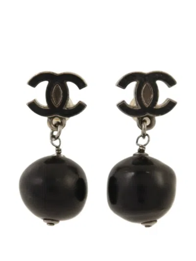 Pre-owned Chanel Drop-design Earrings In Gray
