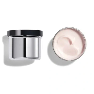 Chanel E Lift Crème - Refill Wrinkles, Firmness & Contours In Multi