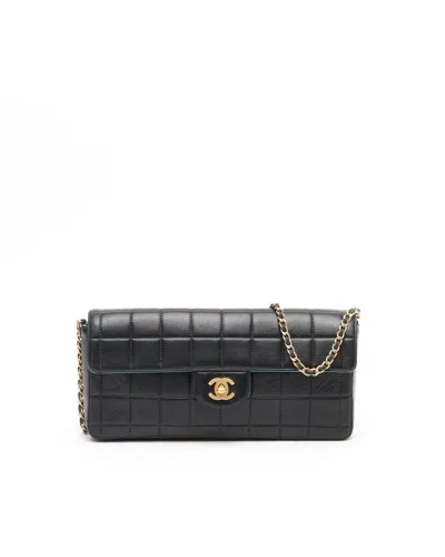 Pre-owned Chanel East West Chocolate Bar Bag In Black