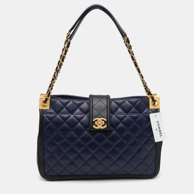 Pre-owned Chanel Elegant Cc Navy Blue/black Quilted Leather Shopping Tote