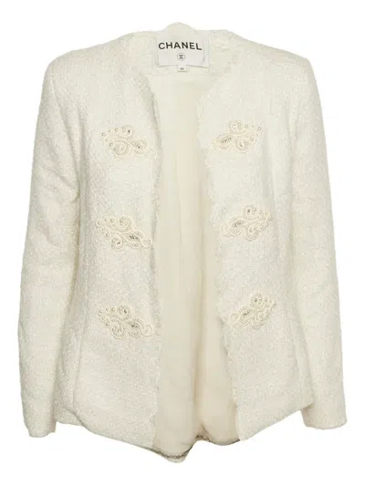 Pre-owned Chanel Embellished Tweed Jacket In White