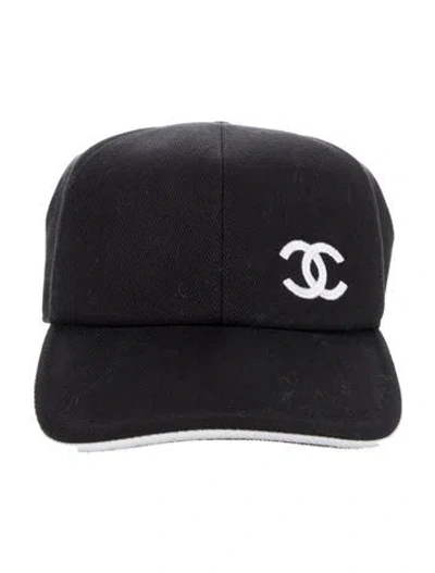 Pre-owned Chanel Embroidered Cc Baseball Cap In Black
