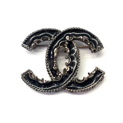 Pre-owned Chanel Enamel Brooch () In Black