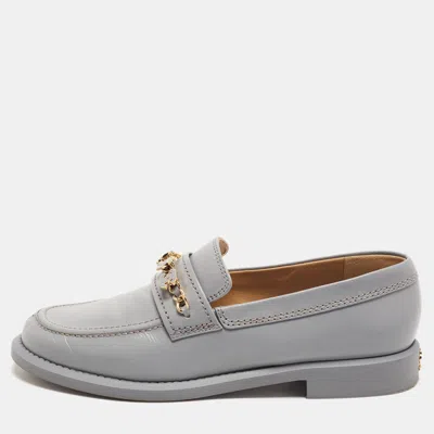 Pre-owned Chanel Enamel Charms Size 40.5 Grey Leather Loafers In Gray