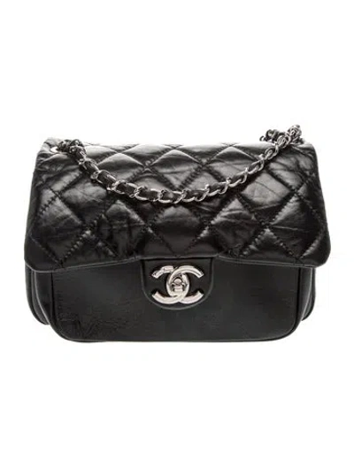 Pre-owned Chanel Express Zip Around Flap Bag In Black