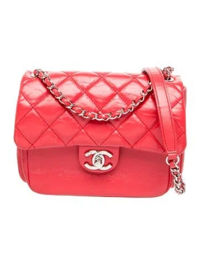 Pre-owned Chanel Express Zip Around Flap Bag In Red