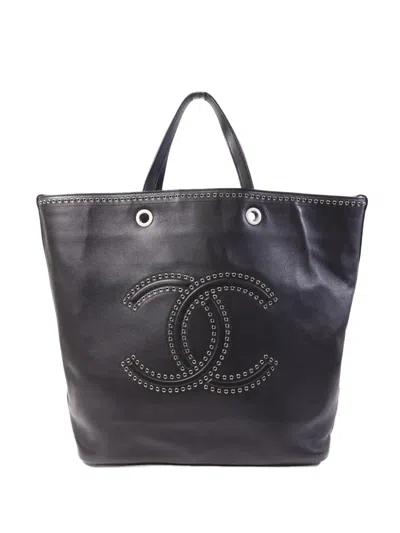 Pre-owned Chanel Eyelet-embellished Cc-logo Tote Bag In Black