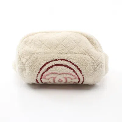 Pre-owned Chanel Fabric Fanny Pack () In White