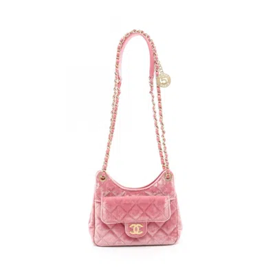 Pre-owned Chanel Fabric Leather Shoulder Bag () In Pink