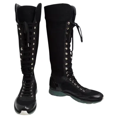 Pre-owned Chanel Fall 2014 Patent Calfskin Tweed Sneaker Boot In Black