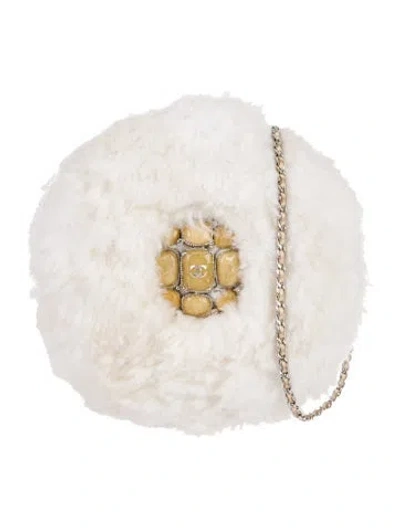 Pre-owned Chanel Faux Fur Fantasy Fur Cc Crossbody In White