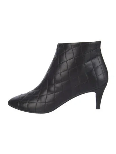 Pre-owned Chanel Faux Pearl Accents Leather Boots In Black