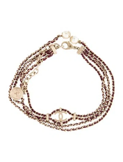 Pre-owned Chanel Faux Pearl & Leather Cc Choker Necklace, 16" In Purple/white
