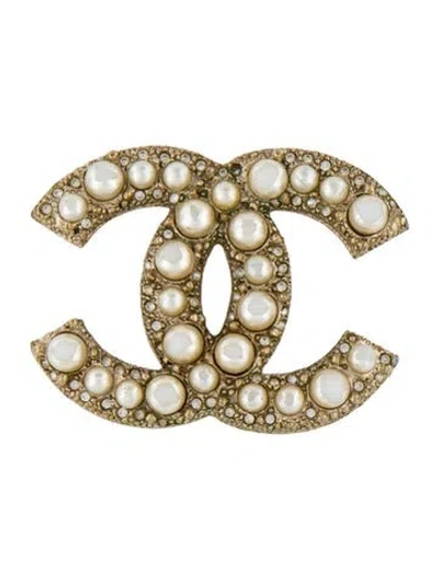 Pre-owned Chanel Faux Pearl & Strass Cc Brooch In Multi