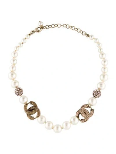 Pre-owned Chanel Faux Pearl & Strass Cc Choker Necklace, 15" In Multi