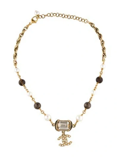 Pre-owned Chanel Faux Pearl & Strass Cc Choker Pendant Necklace, 14.75"