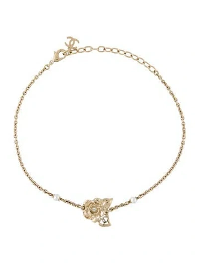Pre-owned Chanel Faux Pearl & Strass Flower Choker Necklace, 15" In Multicolor
