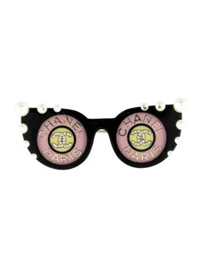 Pre-owned Chanel Faux Pearl & Strass Sunglasses Pin Brooch In Multi
