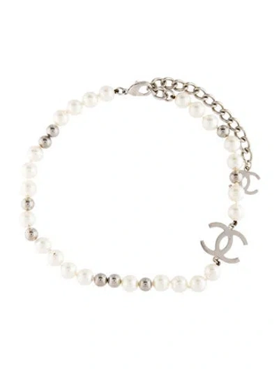 Pre-owned Chanel Faux Pearl Cc Choker Necklace, 19.5" In Multi