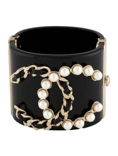 Pre-owned Chanel Faux Pearl, Resin & Leather Cc Hinged Bracelet, 6" In Multi
